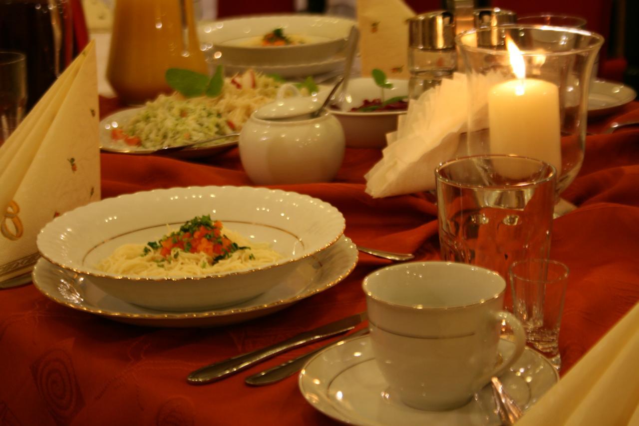 גניזנו Hotel Lech מראה חיצוני תמונה